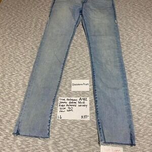 True Religion blue denim jeans Racco relaxed skinny raw hem Size 30. SKU-A412